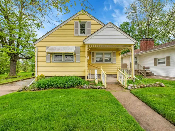31694 Davy St, Warren, MI 48092