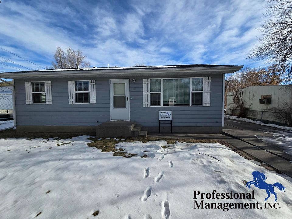 1st image of 43 Florine Ln