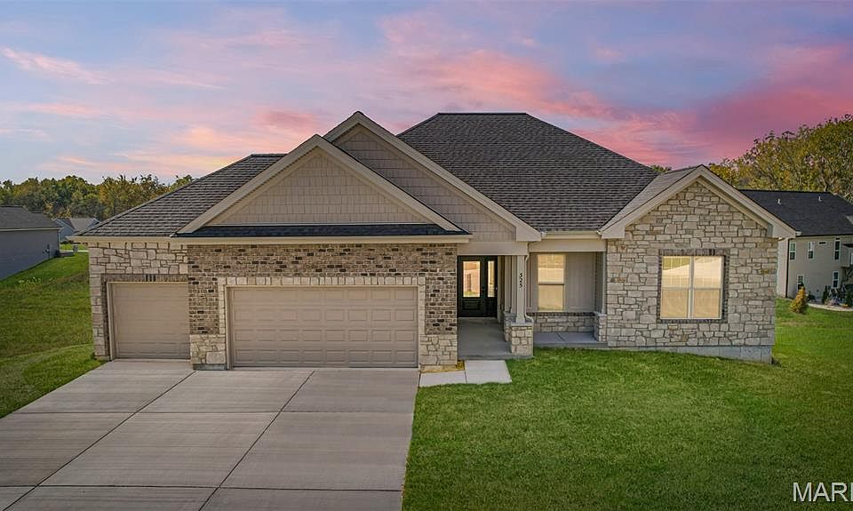 1st image of 117 Fiddlers Close Rd #117