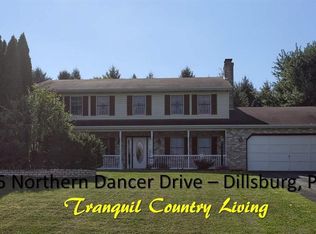 15 Northern Dancer Dr, Dillsburg, PA