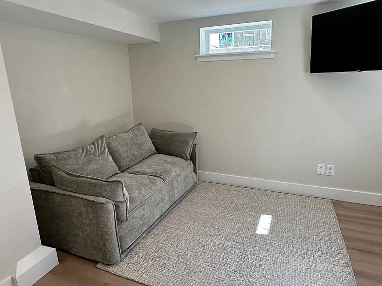 2412 Columbia St SW #B — Photo 15