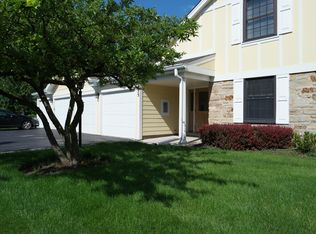 575 Greystone Ln APT A1, Wheeling, IL 60090