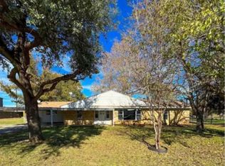 159 W Reno Rd #1, Azle, TX 76020