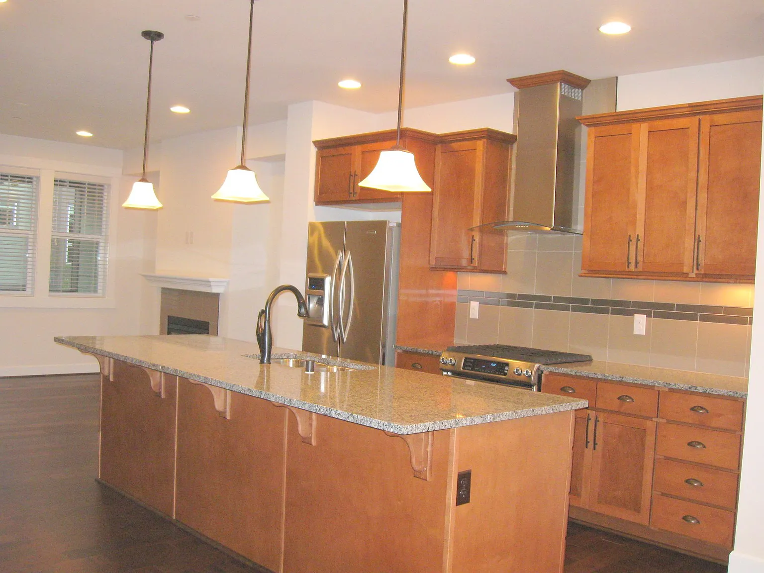 4 bed, 1804 sqft, $3,850 — Photo 4