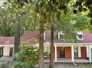 2956 Kenneth St, Memphis, TN 38128