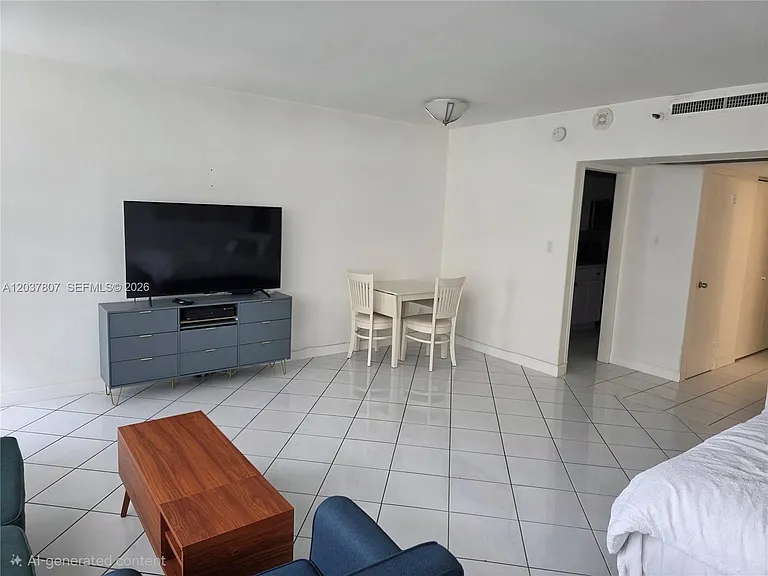 100 Lincoln Rd #307 — Photo 27