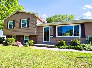 194 Habant Dr, Amherst, OH