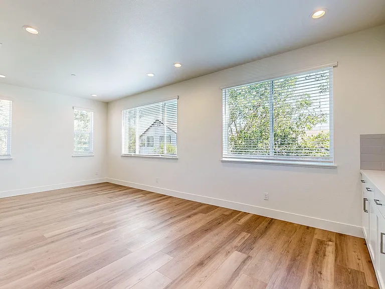4739 Ima Ln — Photo 8
