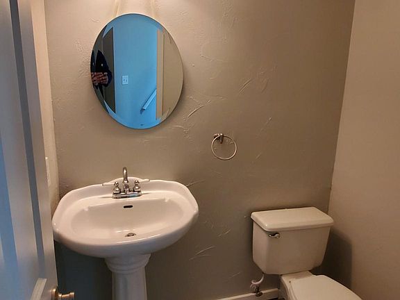 5th image of 10602 118th Pl NE
