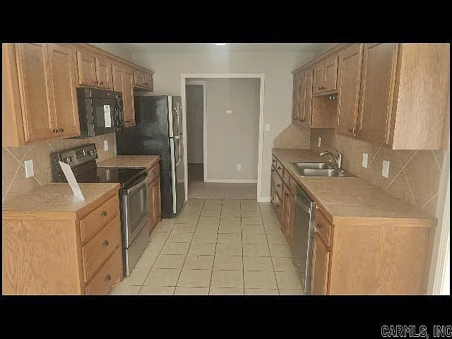 103 Pope Dr — Photo 5