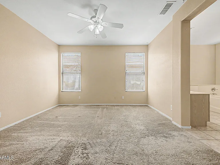 6622 W Golden Ln — Photo 18