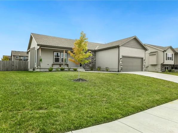 1201 NW 4th St, Oak Grove, MO 64075