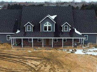 517 N Simpson Rd, Oneill, NE 68763