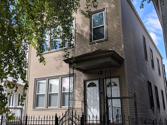 2nd image of 1850 N Washtenaw Ave