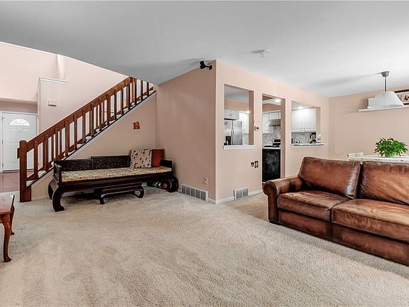 5th image of 5374 Village Station Cir