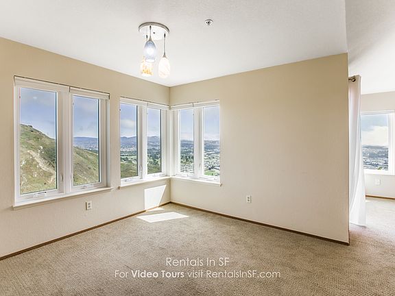 4th image of 671 Pointe Pacific APT 4