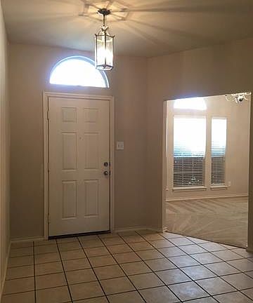2nd image of 2148 Carlotta Dr