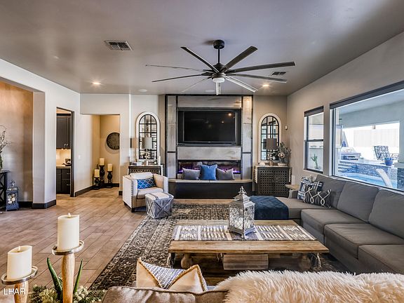 5th image of 1681 Cabana Dr