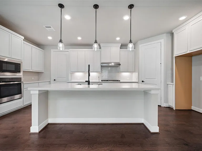 103 E Christine Manor Dr — Photo 9