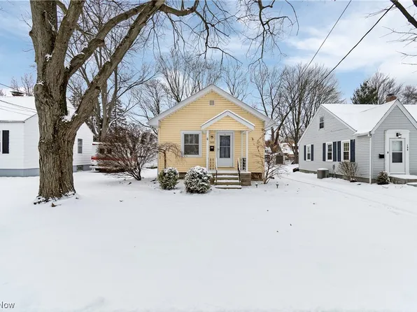 202 Ohio Ave, Wadsworth, OH 44281