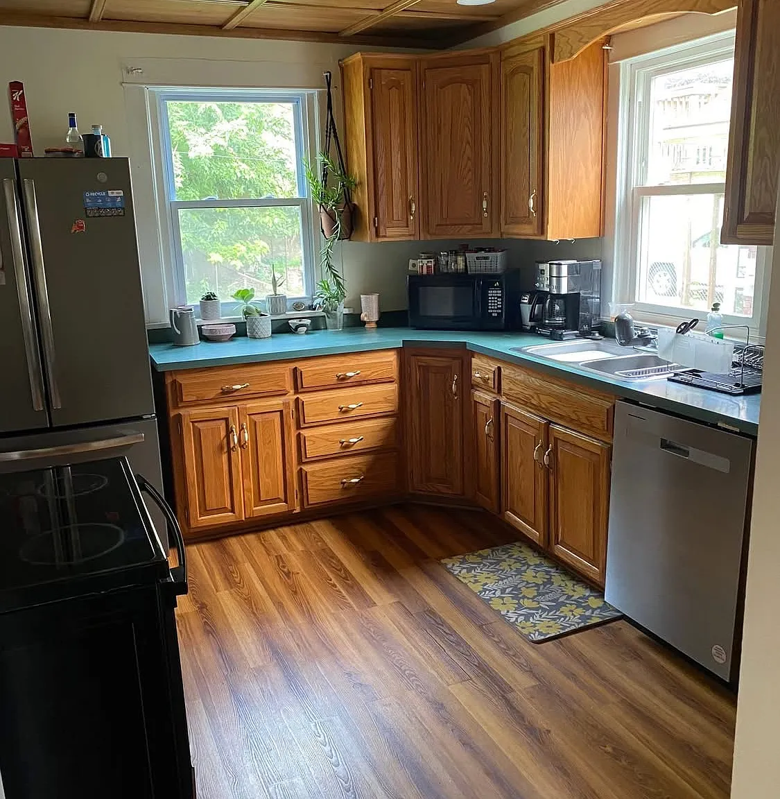 4 bed, 2018 sqft, $500 — Photo 2