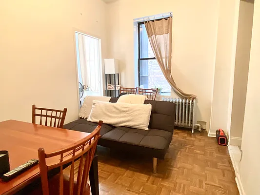 Rented by Corcoran | media 21