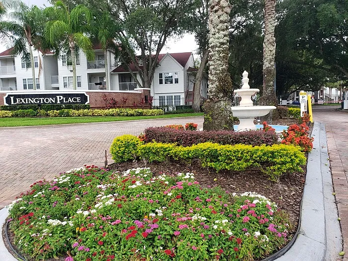 1 bed, 1.0 bath, 754 sqft, $1,349 — Photo 3