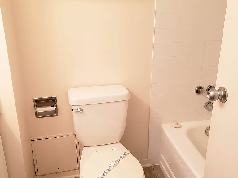 465 Richmond Rd — Photo 11
