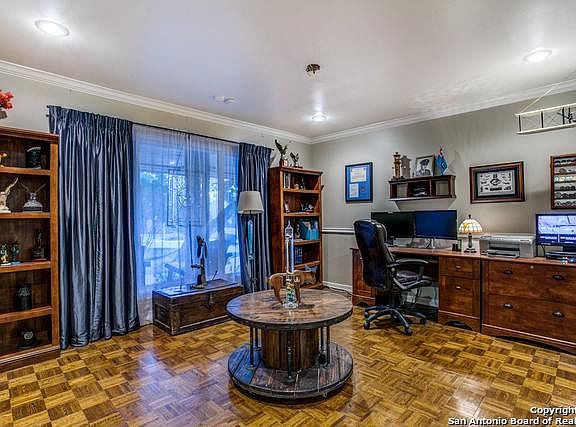 5th image of 3642 Barrington St