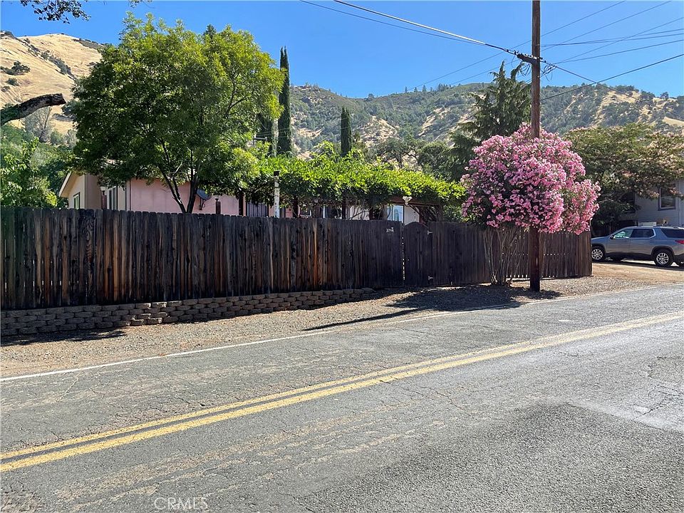 1st image of 3748 Manzanita Dr