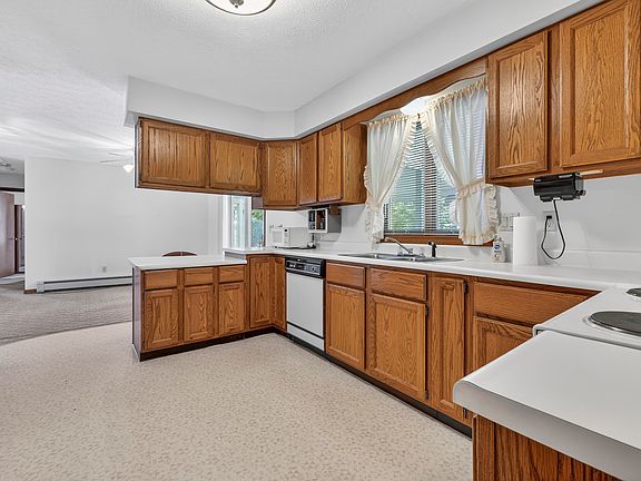 4th image of 15 Owen Street