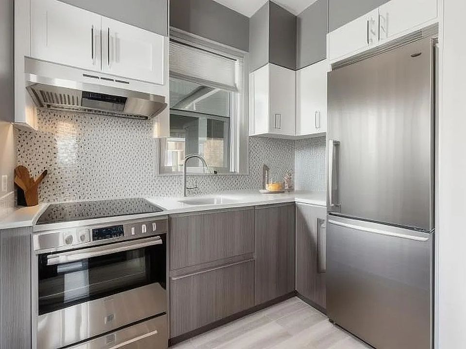 2nd image of 449 W 50th St #A