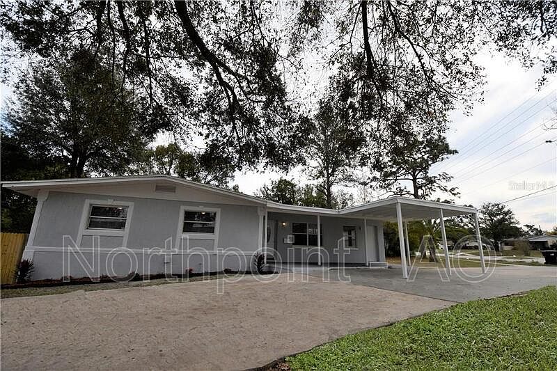 1st image of 1703 Sarazen Dr