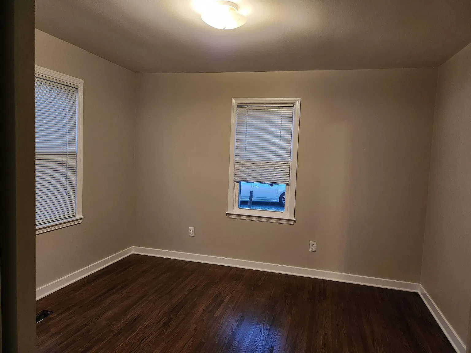 2 bed, 875 sqft, $1,185 — Photo 2