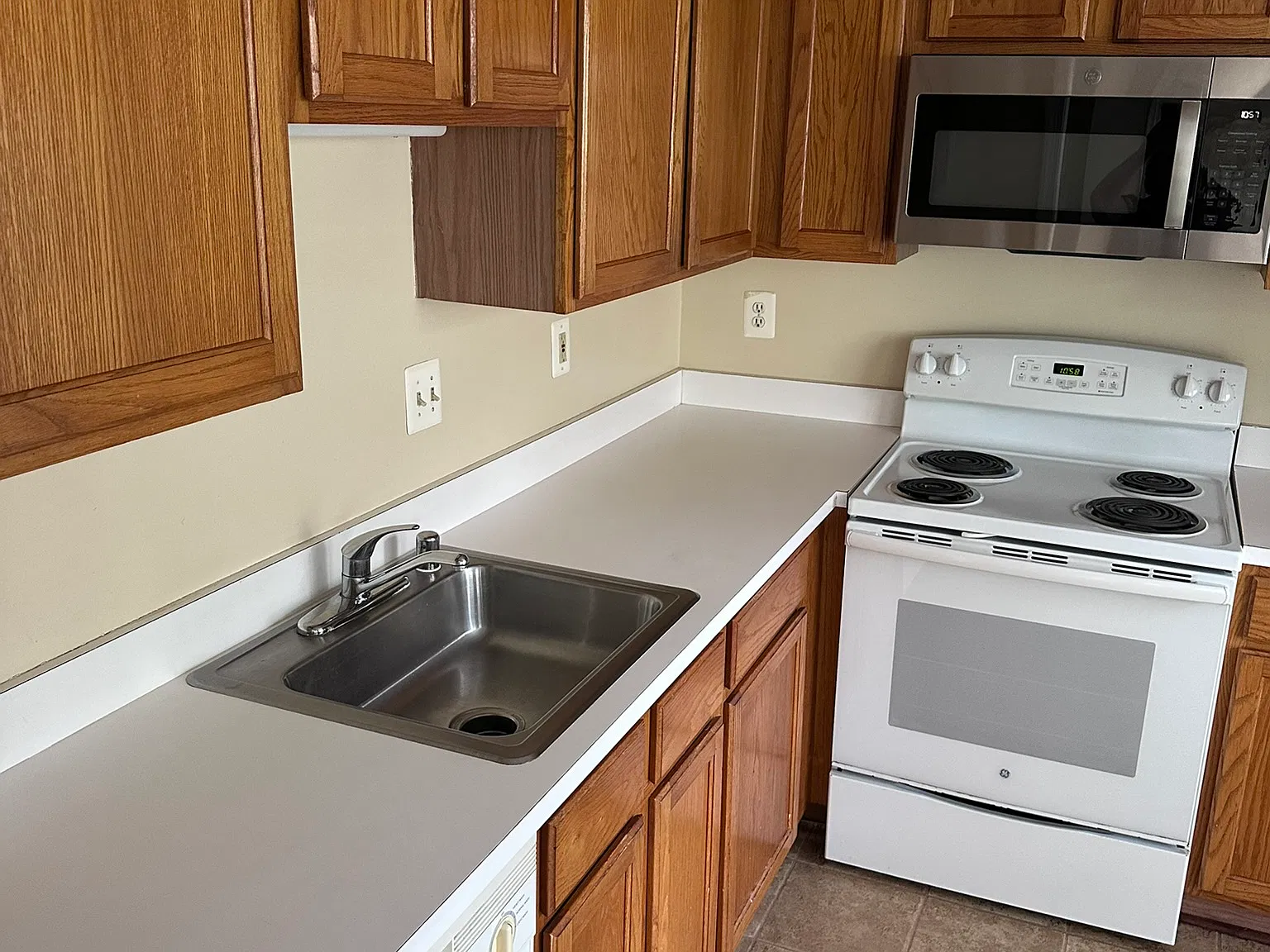 2 bed, 1253 sqft, $2,150 — Photo 1