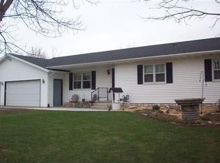N7880 Abgle Rd, Ripon, WI 54971