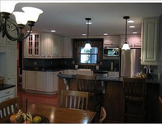 3rd image of 323 Hallsborough Dr