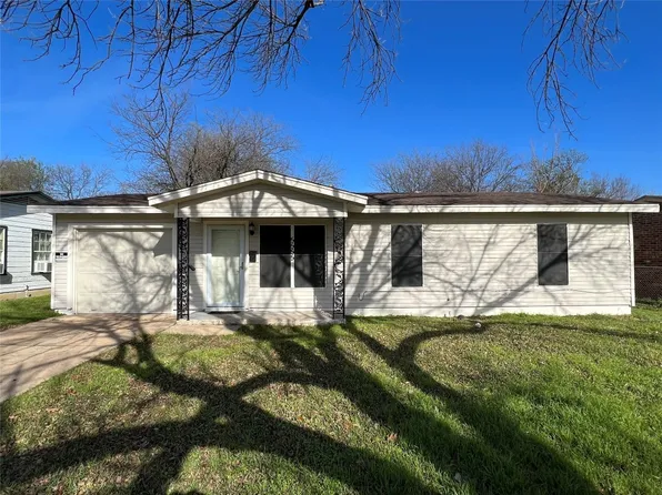 5555 Pinson St, Fort Worth, TX 76119