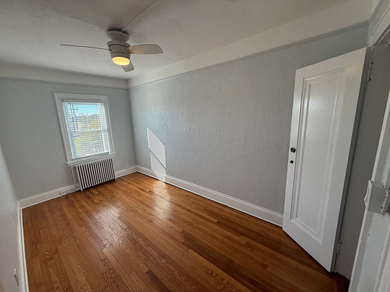 2 bed, 700 sqft, $2,800 — Photo 4