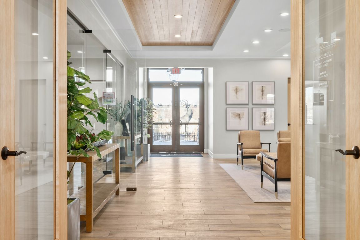 Clubhouse Entry Hall