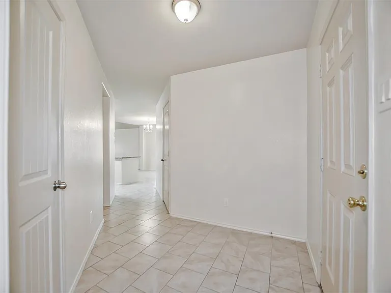 7238 Basque Country Dr — Photo 3