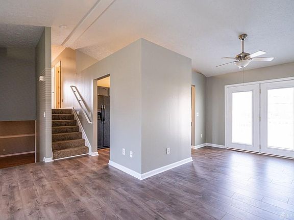 3rd image of 6391 Sterling Maple Ct