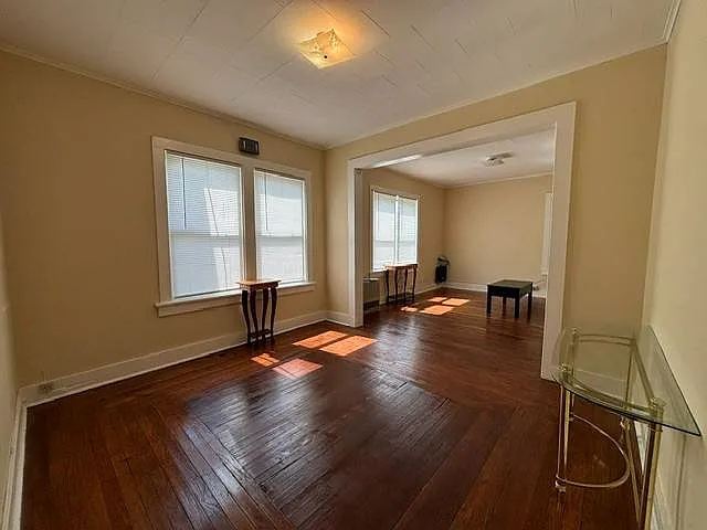 2604 Broadway #4 — Photo 2