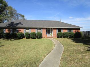 709 Pecan Grove Cir, Greenwood, MS 38930