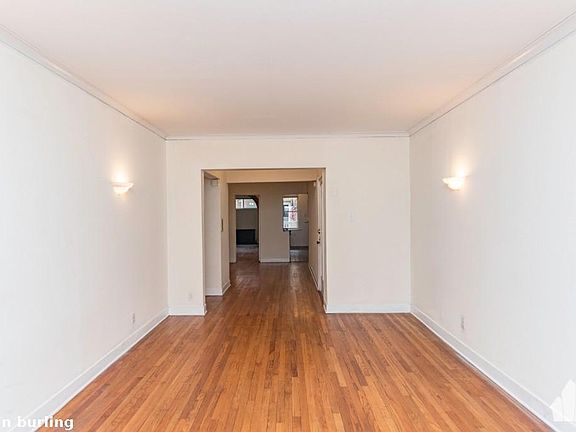 3rd image of 2250 N Burling St #827