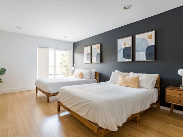 411 Summit Ave E APT A, Seattle, WA 98102