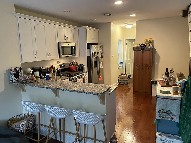 1415 N Lawrence St #2 — Photo 3