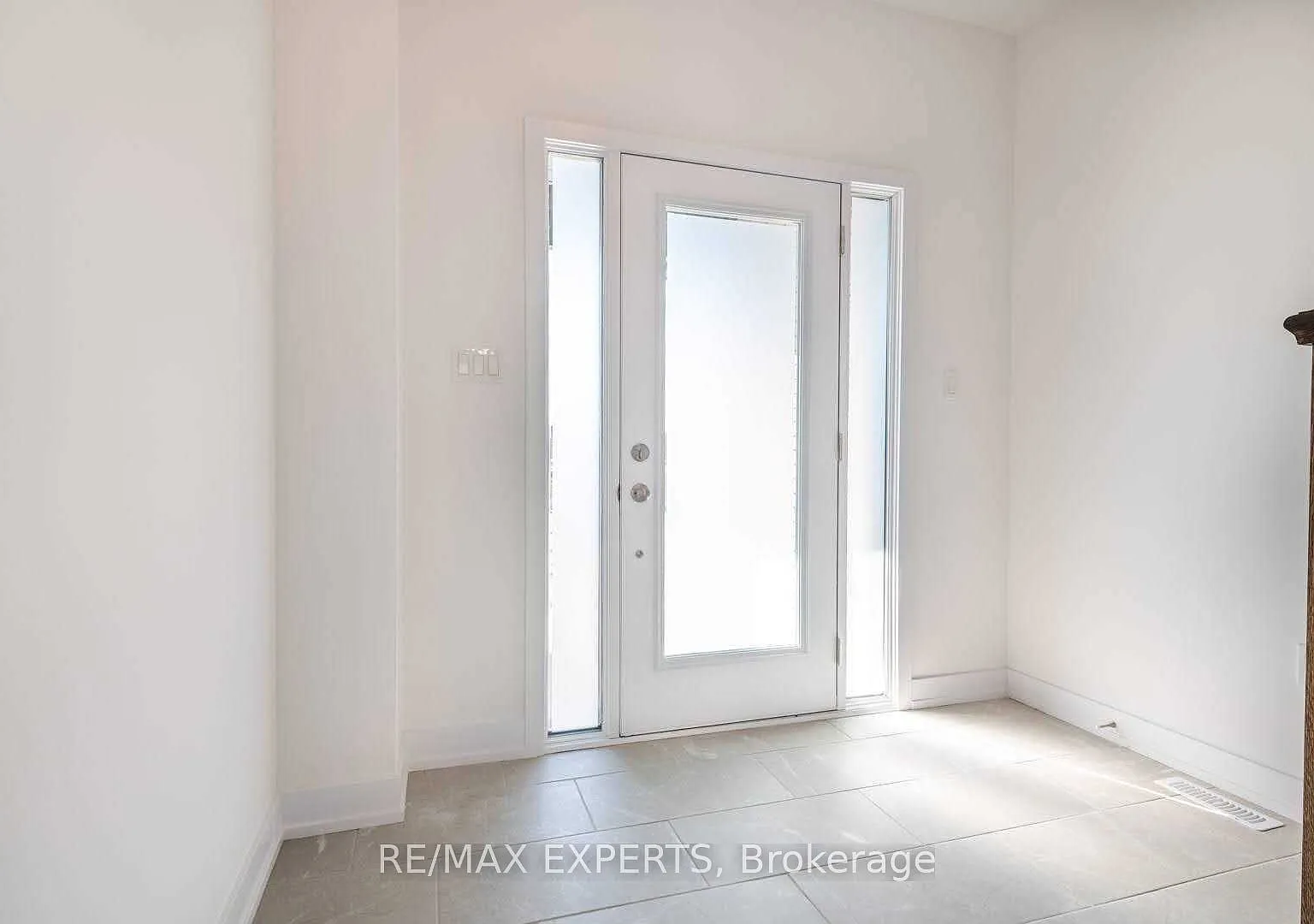 3 bed, $2,600 — Photo 2