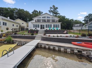 168 E Gull Lake Dr, Augusta, MI 49012