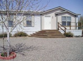 18451 S Henley Ave, Peeples Valley, AZ 86332